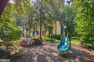 2418 Cloudcroft Square, Reston, VA 20191 - Photo 41