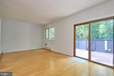2418 Cloudcroft Square, Reston, VA 20191 - Photo 7