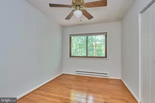 2418 Cloudcroft Square, Reston, VA 20191 - Photo 27
