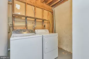 2418 Cloudcroft Square, Reston, VA 20191 - Photo 37