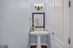 7200 Michael Pl, Falls Church, VA 22046 - Photo 29