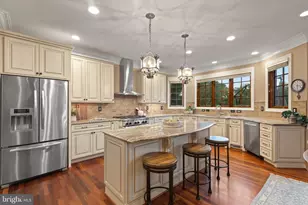 5452 Chandley Farm Cir, Centreville, VA 20120 - Photo 17