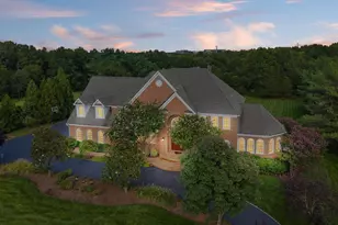 5452 Chandley Farm Cir, Centreville, VA 20120 - Photo 5