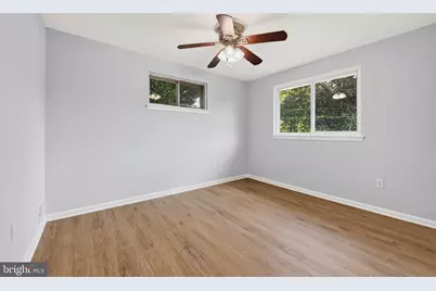 8110 Springfield Village Drive, Springfield, VA 22152 - Photo 19