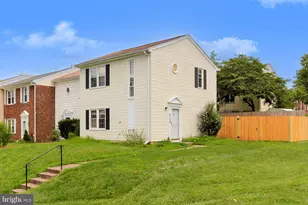 4168 Hamlin Ct, Chantilly, VA 20151 - Photo 1