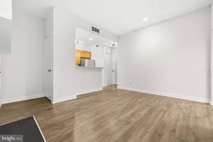 3901 Penderview Dr, Fairfax, VA 22033 - Photo 3