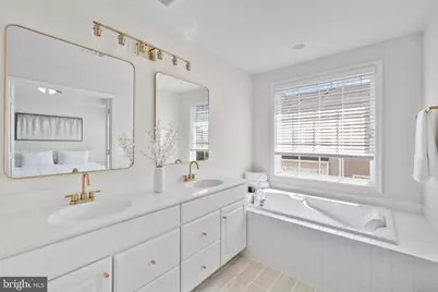 5003 Greenhouse Terrace, Centreville, VA 20120 - Photo 25