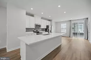 14176 Gypsum Loop, Chantilly, VA 20151 - Photo 11
