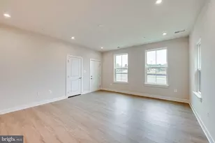 14055 Sunrise Valley Dr, Herndon, VA 20171 - Photo 5