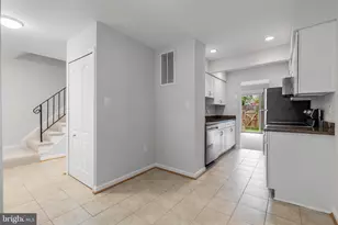 2957 Tipperary Pass, Vienna, VA 22181 - Photo 5