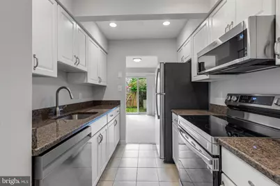 2957 Tipperary Pass, Vienna, VA 22181 - Photo 3