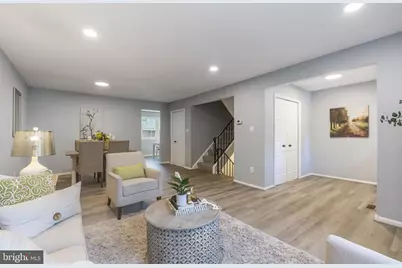 4552 King Edward Court, Annandale, VA 22003 - Photo 5