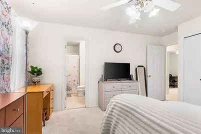 8252 Getty Court, Springfield, VA 22153 - Photo 17