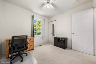 8252 Getty Ct, Springfield, VA 22153 - Photo 23