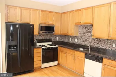 2555 Chase Wellesley Drive, Herndon, VA 20171 - Photo 9