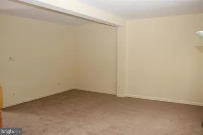 2555 Chase Wellesley Drive, Herndon, VA 20171 - Photo 13