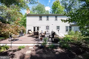 8620 Yardley Dr, Alexandria, VA 22308 - Photo 45
