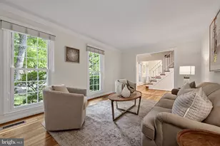 8620 Yardley Dr, Alexandria, VA 22308 - Photo 9