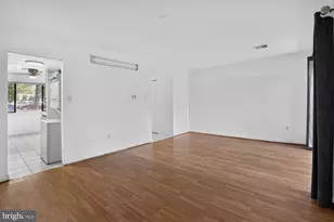 1151 Dublin Pl, Herndon, VA 20170 - Photo 7