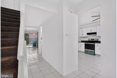 1151 Dublin Place, Herndon, VA 20170 - Photo 5