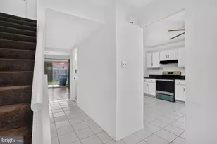 1151 Dublin Pl, Herndon, VA 20170 - Photo 5