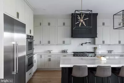 6884 Churchill Road, McLean, VA 22101 - Photo 7