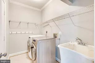 1168 Taji Ct, Herndon, VA 20170 - Photo 29