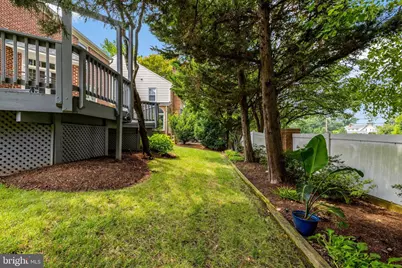 9828 Fox Rest Lane, Vienna, VA 22181 - Photo 11