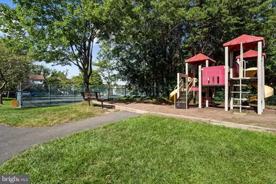14800 Rydell Road #204, Centreville, VA 20121 - Photo 17