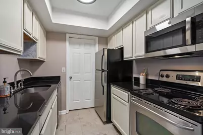 14800 Rydell Road #204, Centreville, VA 20121 - Photo 1