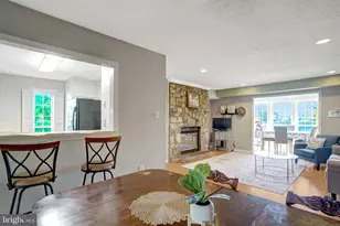10107 Oakton Terrace Rd, Oakton, VA 22124 - Photo 9