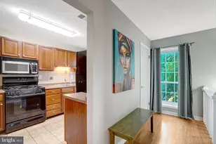 10107 Oakton Terrace Rd, Oakton, VA 22124 - Photo 13