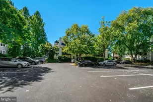 10107 Oakton Terrace Rd, Oakton, VA 22124 - Photo 27