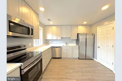 9819 Hagel Circle, Lorton, VA 22079 - Photo 7
