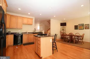 4553 Fair Valley Dr, Fairfax, VA 22033 - Photo 5