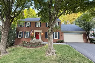 1623 Linway Park Dr, McLean, VA 22101 - Photo 1