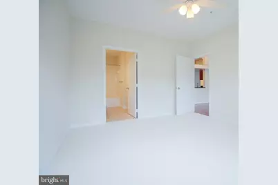 12958 Centre Park Circle #218, Herndon, VA 20171 - Photo 19