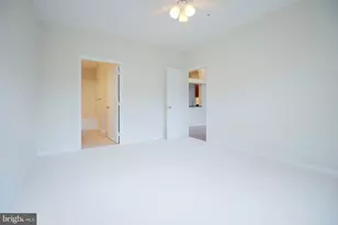 12958 Centre Park Cir, Herndon, VA 20171 - Photo 19