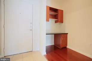 12958 Centre Park Cir, Herndon, VA 20171 - Photo 9