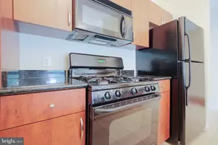 12958 Centre Park Cir, Herndon, VA 20171 - Photo 11