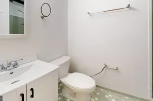 2303 McGregor Ct, Vienna, VA 22182 - Photo 13