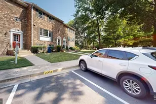 2303 McGregor Ct, Vienna, VA 22182 - Photo 29