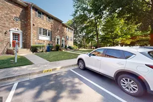 2303 McGregor Ct, Vienna, VA 22182 - Photo 25