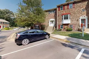 2303 McGregor Ct, Vienna, VA 22182 - Photo 31