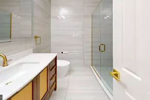 2303 McGregor Ct, Vienna, VA 22182 - Photo 19