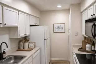 1523 Lincoln, McLean, VA 22102 - Photo 5