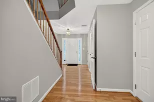 8381 Millwood Dr, Springfield, VA 22152 - Photo 3