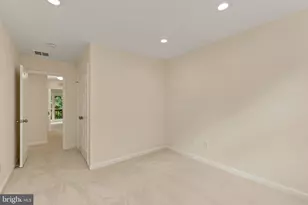 7937 Valleyfield Dr, Springfield, VA 22153 - Photo 15