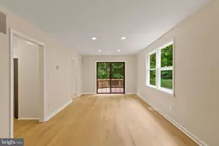 7937 Valleyfield Dr, Springfield, VA 22153 - Photo 5