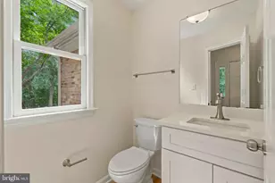 7937 Valleyfield Dr, Springfield, VA 22153 - Photo 7